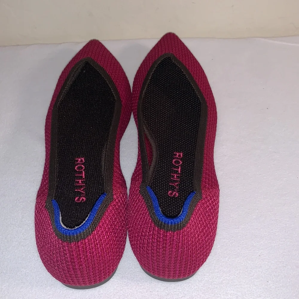 ROTHY’S SIZE 6.5 BRAND NEW AND GORGEOUS THE POINT SLIP ON FLATS - Picture 4 of 10
